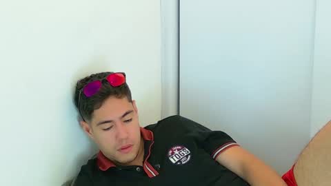 camara110 online show from November 12, 7:03 pm