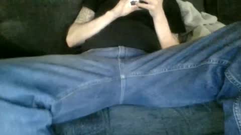 Snapshot of cambot4000 chatting on March 3, 1:56 am Cambot4000 online show from March 3, 1:56 am