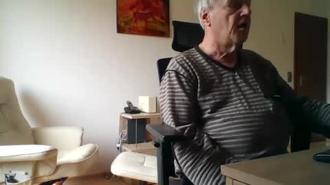 camcologne online show from February 24, 10:02 am