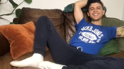 CamDoAttitude online show from October 28, 12:30 pm