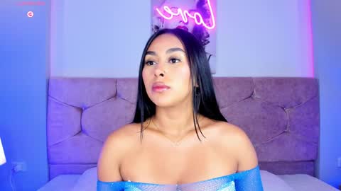 Camelia Smith online show from January 25, 3:09 am