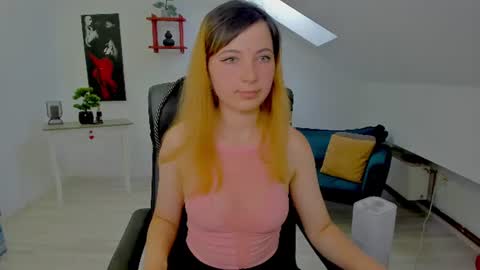 Camelia online show from July 2, 6:08 am