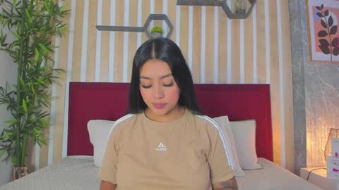 Snapshot of cameroncollinss chatting on October 8, 11:19 am Cameron online show from October 8, 11:19 am