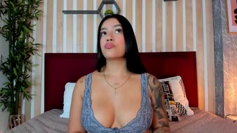 Snapshot of cameroncollinss chatting on November 19, 11:10 am Cameron online show from November 19, 11:10 am