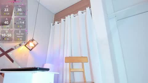 cami_rouxx online show from October 7, 3:25 am