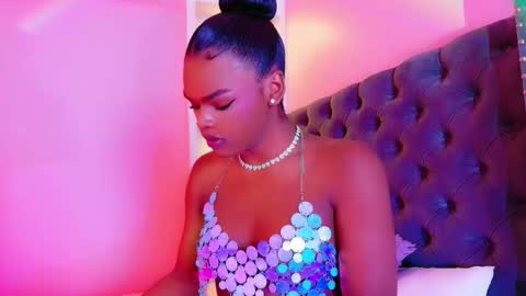 camiestrada online show from February 11, 7:08 pm