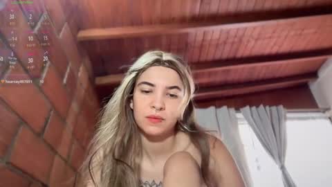 camii19y online show from December 19, 8:05 pm