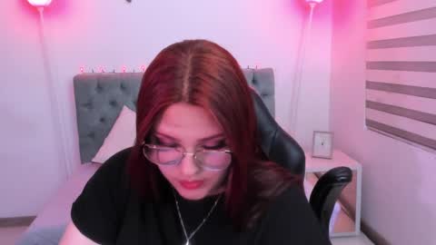 Camila Osorio online show from January 15, 6:43 am