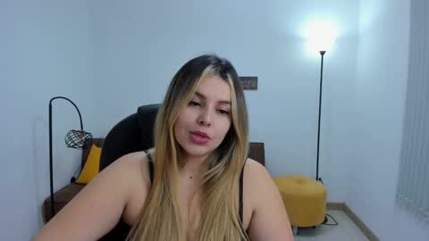 Camila online show from February 9, 7:05 am