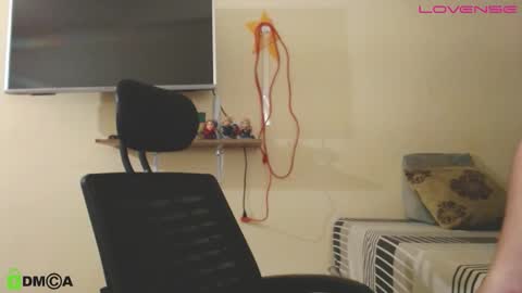 Snapshot of camiilahotxxx chatting on February 22, 1:29 am Camila online show from February 22, 1:29 am