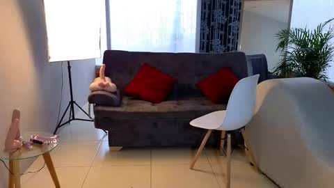 Camil online show from January 5, 2:30 pm