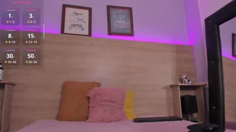 camila__montes online show from September 30, 1:38 pm
