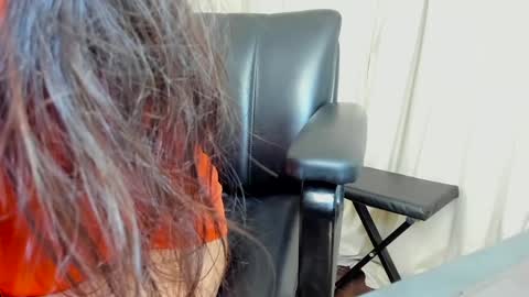 Snapshot of camila_berk chatting on January 2, 7:55 am Cami online show from January 2, 7:55 am