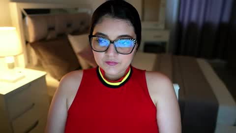 Camila buitrago online show from January 15, 10:35 pm