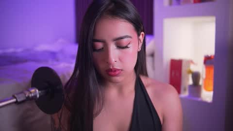 Camila online show from January 7, 6:43 pm