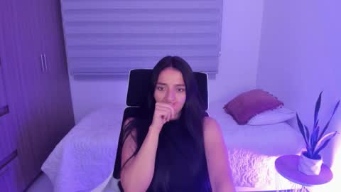  C A M I  online show from February 14, 4:53 am