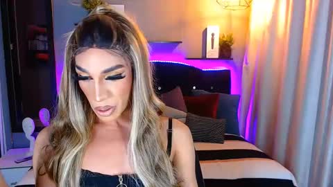 Camila online show from January 23, 5:02 am