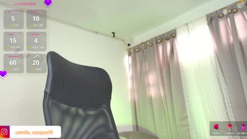 Snapshot of camila_hott1 chatting on December 10, 8:05 pm Cami vazques online show from December 10, 8:05 pm
