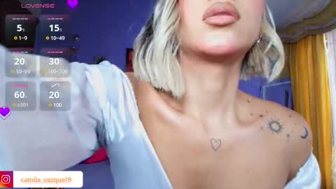 Snapshot of camila_hott1 chatting on January 17, 8:44 pm Cami vazques online show from January 17, 8:44 pm