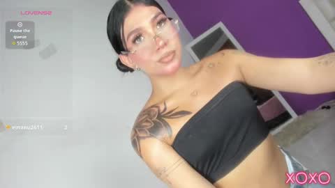 Snapshot of camila_hott1 chatting on September 17, 12:01 am Cami vazques online show from September 17, 12:01 am