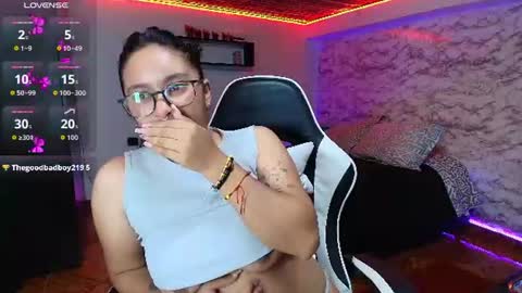 Camila Roose online show from July 22, 1:36 pm