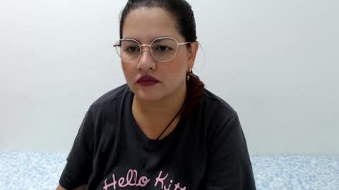 Camila Villaneva online show from October 8, 12:25 pm