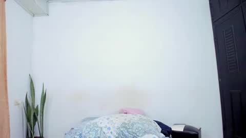 Snapshot of camilaa_foxxx chatting on April 30, 9:08 pm camilaa foxxx online show from April 30, 9:08 pm