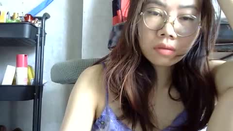 Snapshot of camilabea chatting on April 28, 2:27 am camilabea online show from April 28, 2:27 am