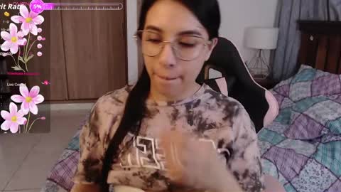 camilacarter online show from April 15, 3:13 am