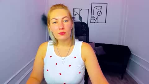 camilafatem online show from September 16, 7:37 pm