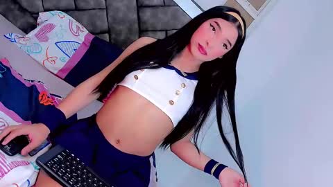 camilajhoones online show from February 11, 6:51 am