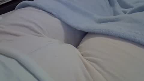 flash 50 tokens BIG CLIT  tits pussy. masturbation big clit 150 tokens fingers inside pussy 1000 tk  pump big clit 300 tk online show from January 18, 1:26 pm