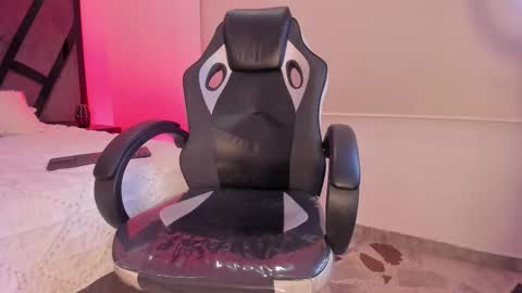 camila preston online show from March 28, 7:08 am