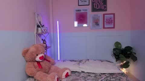 Camila  online show from November 13, 11:42 am