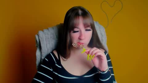 Camilla online show from May 16, 5:37 am