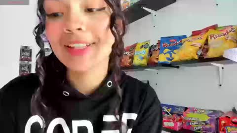 camilla_miller01 online show from March 18, 8:45 pm