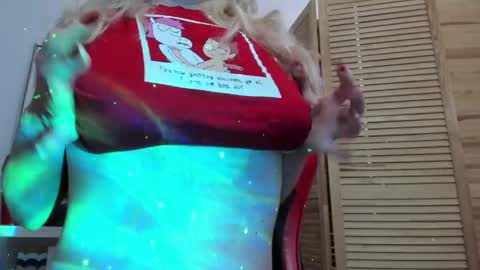 camilladreamer online show from April 12, 1:21 am