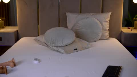 Camy online show from October 7, 7:55 pm