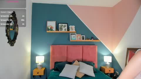 camille online show from April 28, 2:38 am