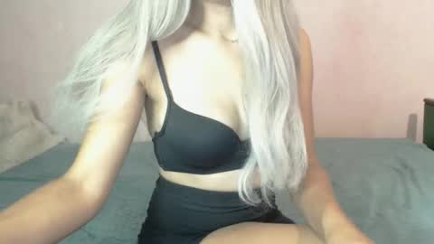 CamilleBunny online show from September 13, 3:17 am