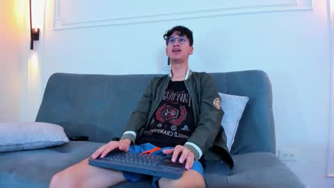 Camilo online show from November 9, 3:05 am