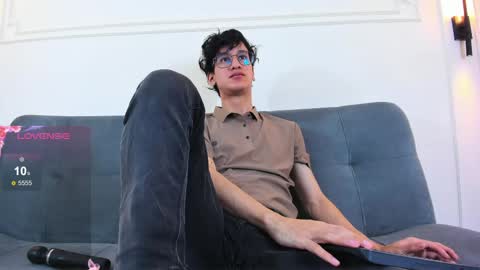 Camilo online show from May 31, 3:26 am