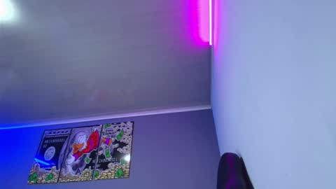 Snapshot of camiloalvarezzz3 chatting on October 30, 12:17 pm CAMILO online show from October 30, 12:17 pm