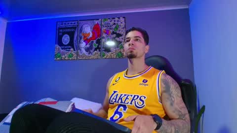 Snapshot of camiloalvarezzz3 chatting on November 24, 1:55 pm CAMILO online show from November 24, 1:55 pm