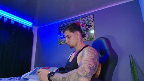 Snapshot of camiloalvarezzz3 chatting on November 28, 12:19 pm CAMILO online show from November 28, 12:19 pm