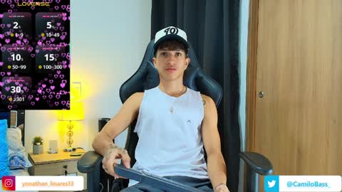 Snapshot of camilobass_ chatting on April 1, 1:39 am Camilo Bass online show from April 1, 1:39 am