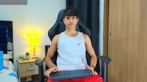 Camilo Bass online show from May 12, 1:03 am