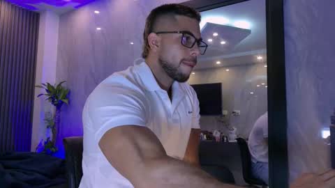 Snapshot of camilowatson chatting on March 24, 12:37 am Camilo Watson online show from March 24, 12:37 am