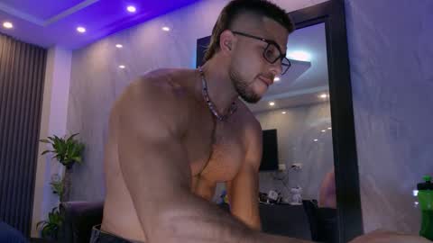 Snapshot of camilowatson chatting on March 30, 1:50 am Camilo Watson online show from March 30, 1:50 am