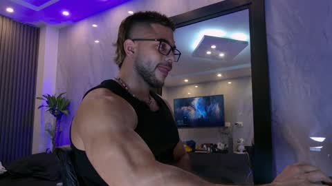 Snapshot of camilowatson chatting on April 3, 2:20 am Camilo Watson online show from April 3, 2:20 am